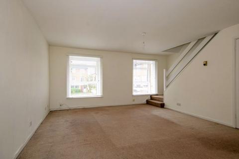 2 bedroom apartment to rent, Cotelands, Park Hill