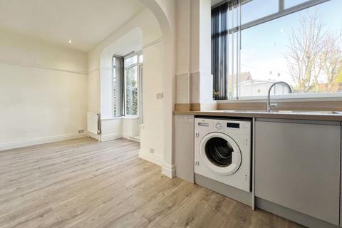 128 Bishops Road, Bolton, BL3 2ET