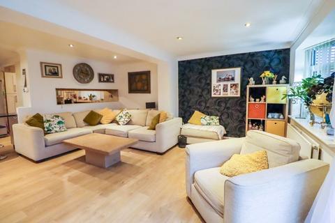 49 Borrowdale Close, Benfleet, SS7 3HE