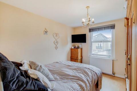1 bedroom apartment for sale, Ordell Road, London E3