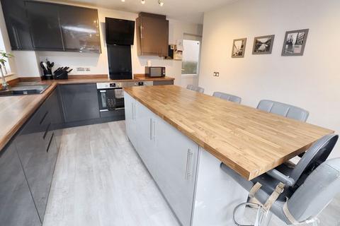 18 Devlin Road, Ipswich, IP8 3SF
