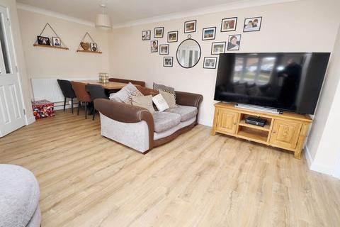 18 Devlin Road, Ipswich, IP8 3SF