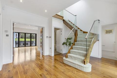 5 bedroom detached house for sale - Hill Rise, Cuffley EN6