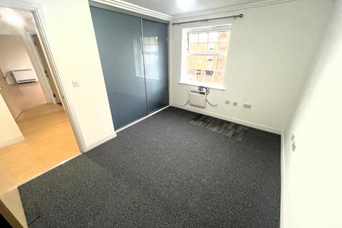 2 bedroom flat to rent, Hewetts Quay, Abbey Rd