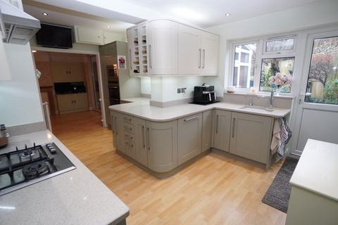 13 Keep Hill Road, High Wycombe, HP11 1DW