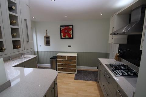 13 Keep Hill Road, High Wycombe, HP11 1DW