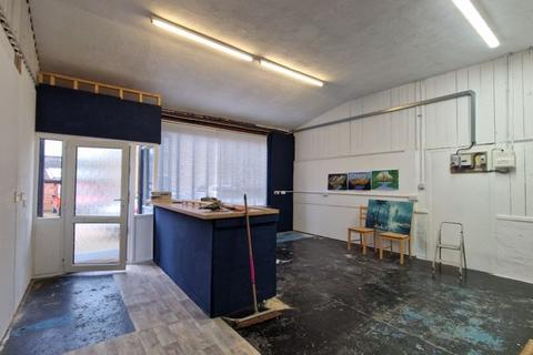 Workshop & retail space to rent, Kelly's Yard, Martock