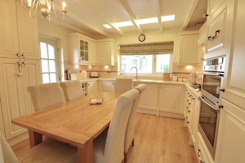4 bedroom detached house for sale, Burton Manor Road, Stafford ST17