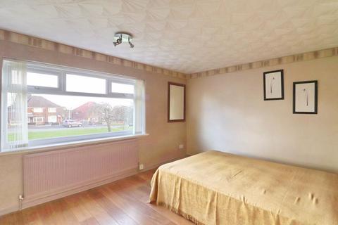 107 Falcon Crescent, Clifton, Manchester, M27 8JN