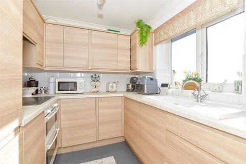 2 bedroom flat for sale, Elmer Road, Bognor Regis, West Sussex