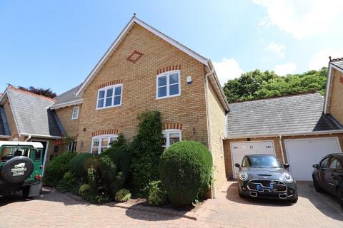 3 bedroom semi-detached house to rent, Bowdon WA14