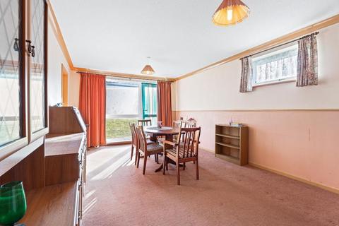 2 bedroom flat for sale, Surrey Road, Seaford BN25