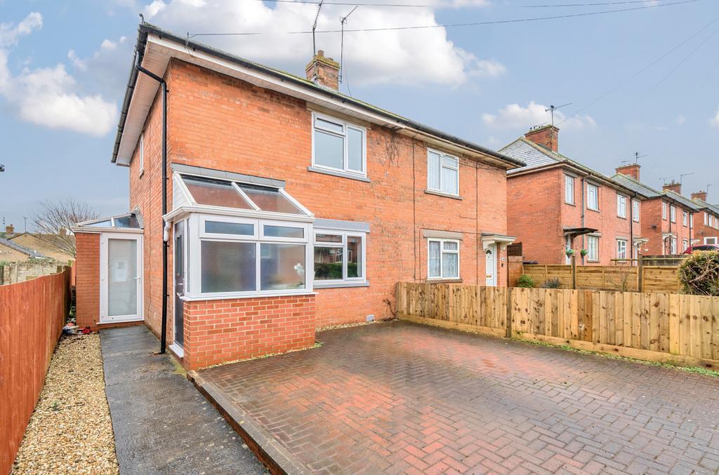 Manor Road, Milborne Port, Sherborne, Somerset, DT9 3 bed semidetached