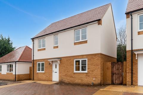 3 bedroom detached house for sale, Harborough Road North, Northamptonshire NN2