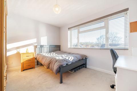 2 Cherry Close, Emmer Green, Reading, RG4 8UP