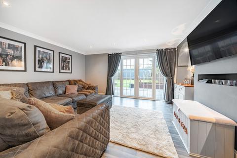 44 Vine Road, Tiptree, Colchester, CO5 0LR