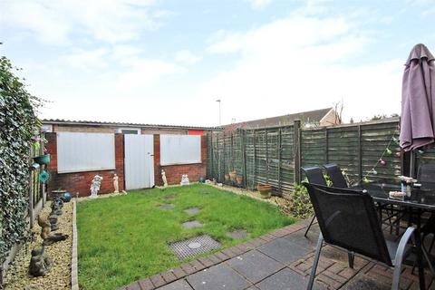 3 bedroom terraced house for sale, Goldington Green, Bedford, Bedfordshire, MK41