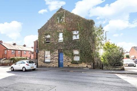 4 bedroom terraced house for sale, Sunnybank Avenue, Horsforth, Leeds, West Yorkshire