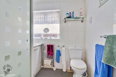 49 Grove Road, Tiptree, Colchester, CO5 0JL