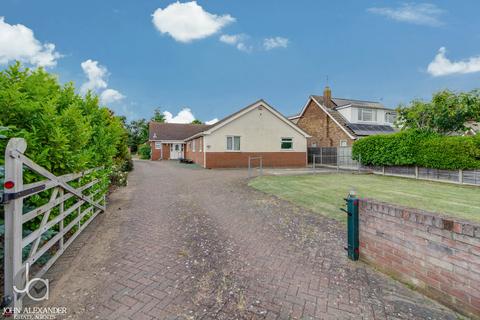 98 Maldon Road, Tiptree, Colchester, CO5 0BN