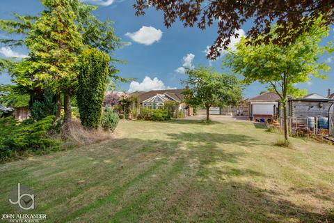 98 Maldon Road, Tiptree, Colchester, CO5 0BN