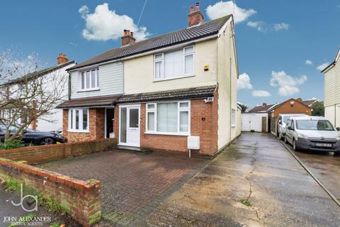 81 Chapel Road, Tiptree, Colchester, CO5 0RD