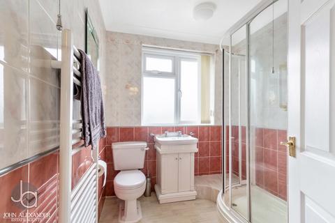 81 Chapel Road, Tiptree, Colchester, CO5 0RD