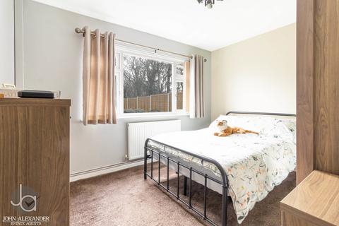 2 bedroom detached bungalow for sale, Newbridge Road, Tiptree, Colchester