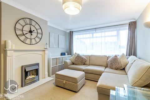 18 Fullers Close, Kelvedon, Colchester, CO5 9JX