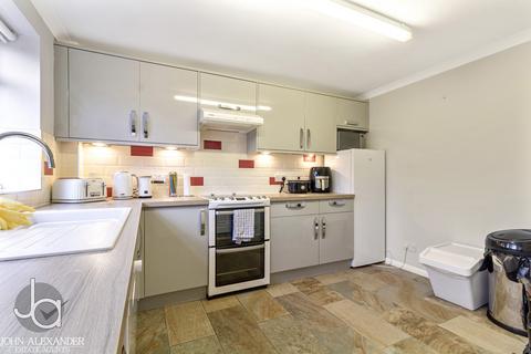 18 Fullers Close, Kelvedon, Colchester, CO5 9JX