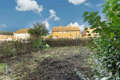 11 Walnut Tree Way, Tiptree, Colchester, CO5 0NG