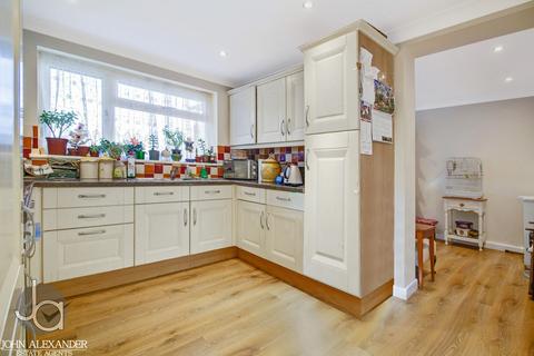 43a Maldon Road, Tiptree, Colchester, CO5 0TS