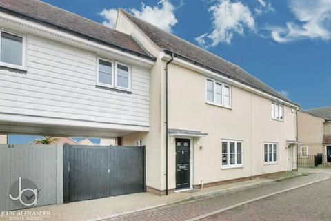 18 Wadley Close, Tiptree, Colchester, CO5 0SL