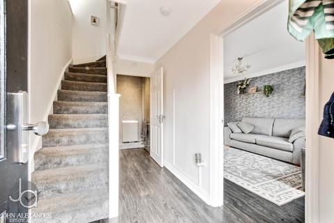 18 Wadley Close, Tiptree, Colchester, CO5 0SL