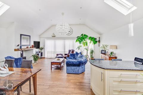 Hazelmere Maypole Road, Tiptree, Colchester, CO5 0EL