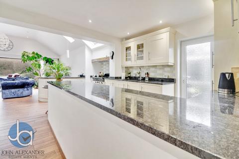 Hazelmere Maypole Road, Tiptree, Colchester, CO5 0EL