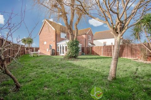Willow House Clacton Road, Weeley Heath, Clacton-on-sea, CO16 9ED