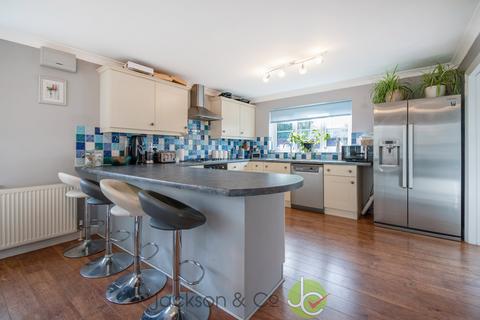 Willow House Clacton Road, Weeley Heath, Clacton-on-sea, CO16 9ED