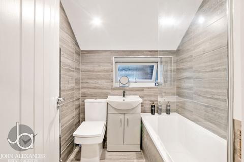 114 Bergholt Road, Colchester, CO4 5AQ