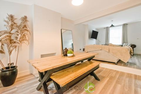 114 Bergholt Road, Colchester, CO4 5AQ