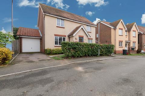 4 bedroom detached house for sale, Stour Close, Harwich