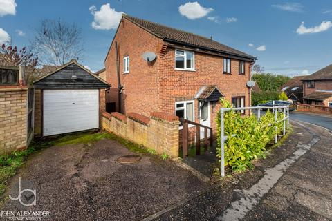 1 Keating Close, Lawford, Manningtree, CO11 2HF