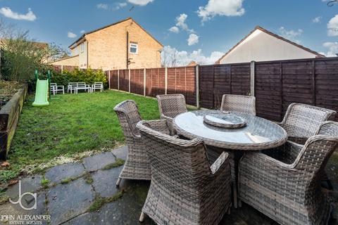 1 Keating Close, Lawford, Manningtree, CO11 2HF