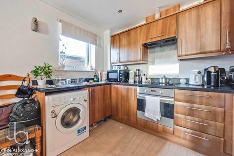 1 bedroom apartment for sale, Hawkins Road, Colchester, CO2 8LE