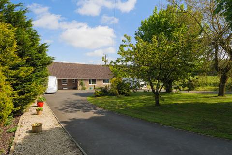 3 bedroom bungalow for sale, Stone Street, Stelling Minnis, Canterbury, CT4