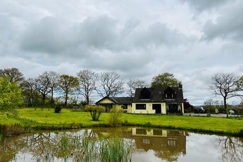 5 bedroom property with land for sale, Llangeitho, Tregaron, SY25