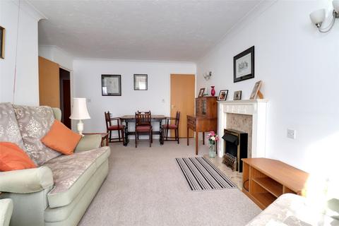 2 bedroom apartment for sale, Bishops Court, Wellington, Somerset, TA21