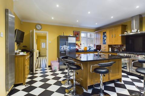 5 bedroom detached house for sale, Woodstead Grove, Edgware, HA8