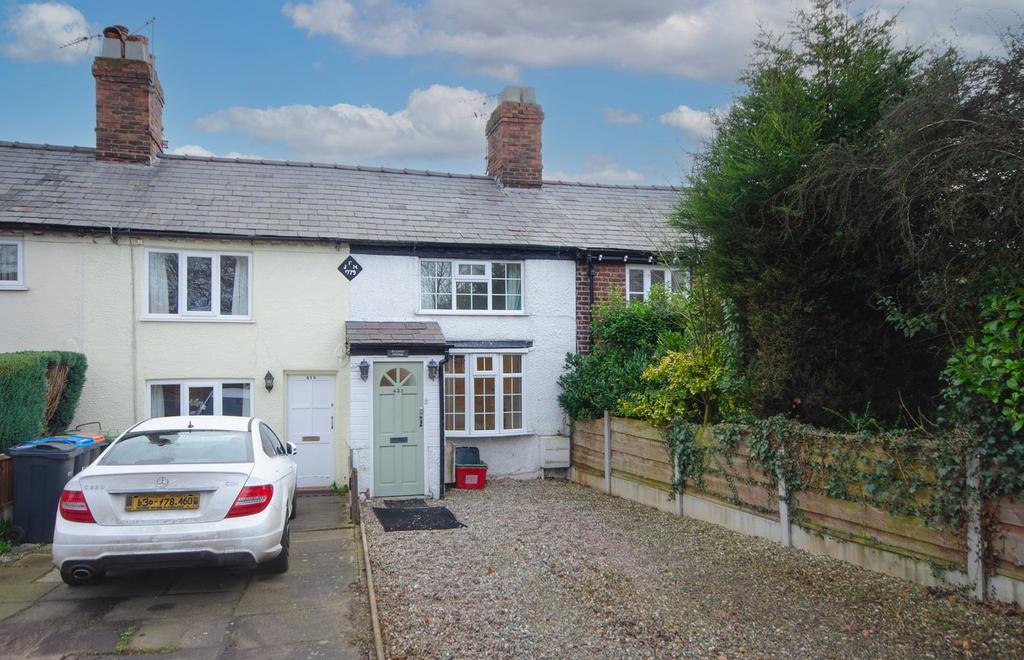 London Road, Davenham, Northwich, CW9 2 bed cottage for sale £215,000