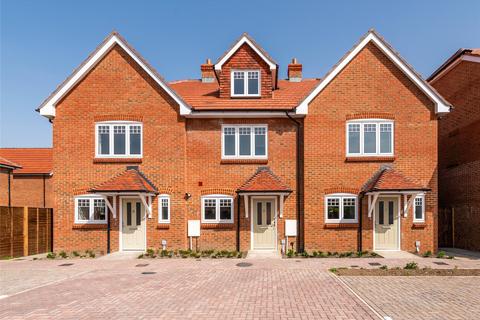 3 bedroom terraced house for sale, Pippin Place, Great Kimble, Aylesbury, Buckinghamshire, HP17